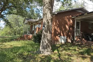 131 S J Crawford Rd, Lincolnton, NC 28092 - Photo 9