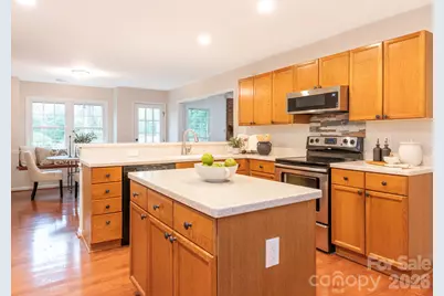 1207 Matthews Plantation Drive, Matthews, NC 28105 - Photo 13