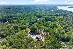9215 Island Point Rd, Charlotte, NC 28278 - Photo 11