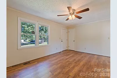 1188 Eastbrook Drive, Hendersonville, NC 28720 - Photo 9
