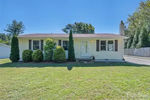 1188 Eastbrook Dr, Hendersonville, NC 28720 - Photo 1
