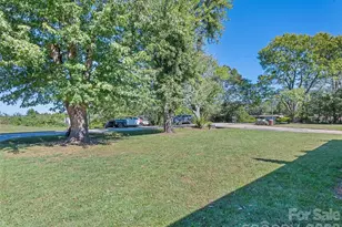 1188 Eastbrook Dr, Hendersonville, NC 28720 - Photo 7