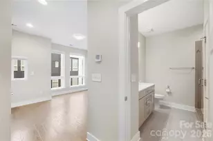 512 Sedgefield Park Dr, Charlotte, NC 28203 - Photo 27