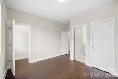 512 Sedgefield Park Drive, Charlotte, NC 28203 - Photo 33