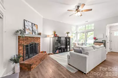 3909 Armitage Drive, Charlotte, NC 28269 - Photo 5