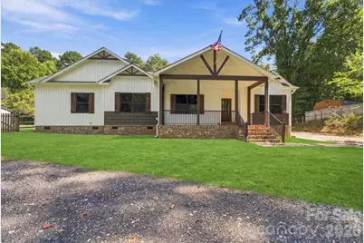 2481 Shelton Avenue, Statesville, NC 28677 - Photo 1