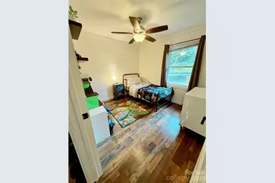 390 Hickory Hill Drive, Spruce Pine, NC 28777 - Photo 15
