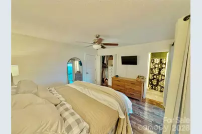 390 Hickory Hill Drive, Spruce Pine, NC 28777 - Photo 11