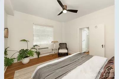 301 W 10th Street #107, Charlotte, NC 28202 - Photo 11