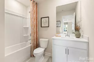 12644 Russellwood Ln, Charlotte, NC 28213 - Photo 9