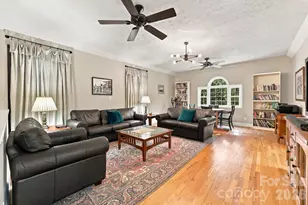 25 Jonathan Creek Dr, Etowah, NC 28729 - Photo 29