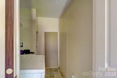 1233 Forest Ridge Drive, Bessemer City, NC 28016 - Photo 9