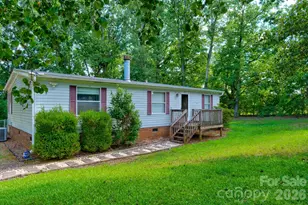 226 Whitesides Rd, Bessemer City, NC 28016 - Photo 1