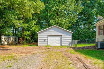 226 Whitesides Road, Bessemer City, NC 28016 - Photo 15