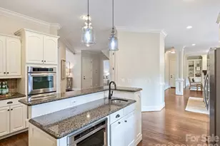 3823 Lakeside Dr, Charlotte, NC 28270 - Photo 13