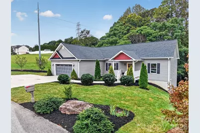 308 Beck Creek Circle, Flat Rock, NC 28731 - Photo 3