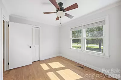 604 W Park Avenue, Mooresville, NC 28115 - Photo 25