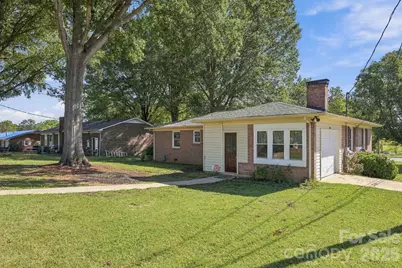 604 W Park Avenue, Mooresville, NC 28115 - Photo 29