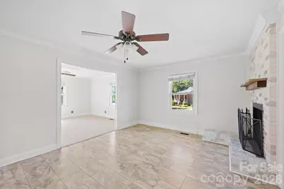 604 W Park Avenue, Mooresville, NC 28115 - Photo 9