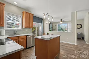 2540 Oakboro Ln, Charlotte, NC 28214 - Photo 13