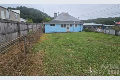 28 Chestnut Street, Rosman, NC 28772 - Photo 3