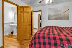57 Pebble Dr, Whittier, NC 28789 - Photo 13