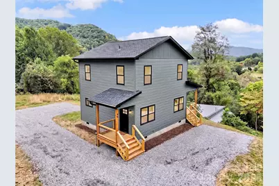 98 McElroy Street, Waynesville, NC 28786 - Photo 1