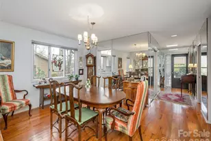 601 Red Oak Dr, Hendersonville, NC 28791 - Photo 5