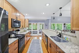 176 Sweetwater Hills Dr, Hendersonville, NC 28791 - Photo 19