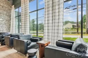 9414 Mallard Creek Rd, Charlotte, NC 28262 - Photo 11