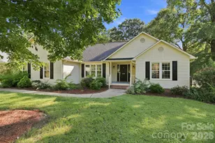 303 N Deerfield Cir, Salisbury, NC 28147 - Photo 1