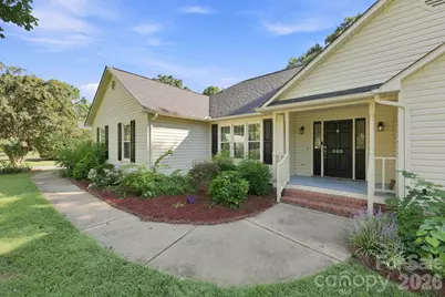 303 N Deerfield Circle, Salisbury, NC 28147 - Photo 3