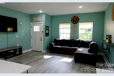 524 Asbury Drive, Landrum, SC 29356 - Photo 9