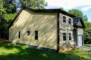 524 Asbury Dr, Landrum, SC 29356 - Photo 3