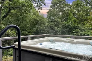 18 Wood Haven Ln, Black Mountain, NC 28711 - Photo 7