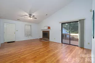 5805 Woodrock Ct, Charlotte, NC 28214 - Photo 7