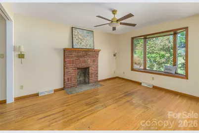 135 Patton Avenue, Canton, NC 28716 - Photo 7