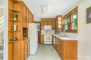 135 Patton Ave, Canton, NC 28716 - Photo 9