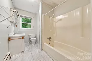 98 Duke St, Granite Falls, NC 28630 - Photo 29
