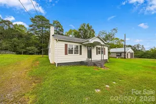 98 Duke St, Granite Falls, NC 28630 - Photo 33
