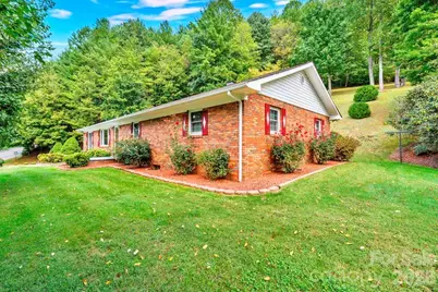 6762 US Highway 421 Highway N, Vilas, NC 28692 - Photo 3
