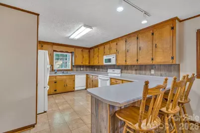 6762 US Highway 421 Highway N, Vilas, NC 28692 - Photo 23