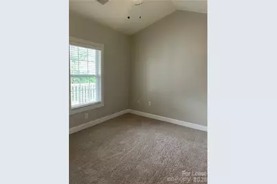 8757 Coralbell Lane, Charlotte, NC 28213 - Photo 5