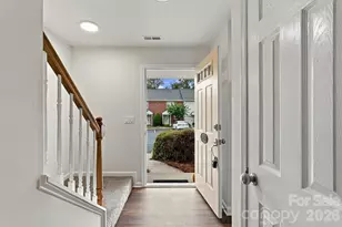 4210 Melrose Club Dr, Matthews, NC 28105 - Photo 3