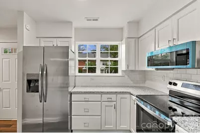 4210 Melrose Club Drive, Matthews, NC 28105 - Photo 7