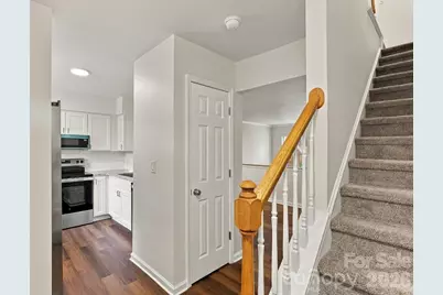 4210 Melrose Club Drive, Matthews, NC 28105 - Photo 5