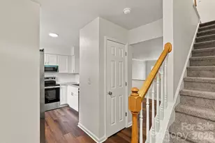 4210 Melrose Club Dr, Matthews, NC 28105 - Photo 5