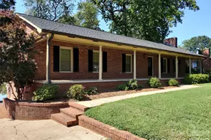 614 Carolina Ave S, Statesville, NC 28677 - Photo 3