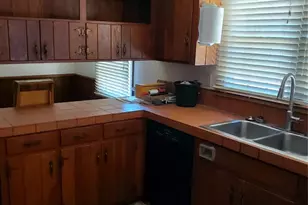 614 Carolina Ave S, Statesville, NC 28677 - Photo 11