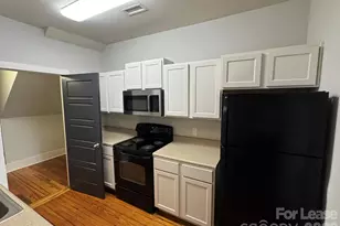 102 W 2nd Ave, Gastonia, NC 28052 - Photo 3